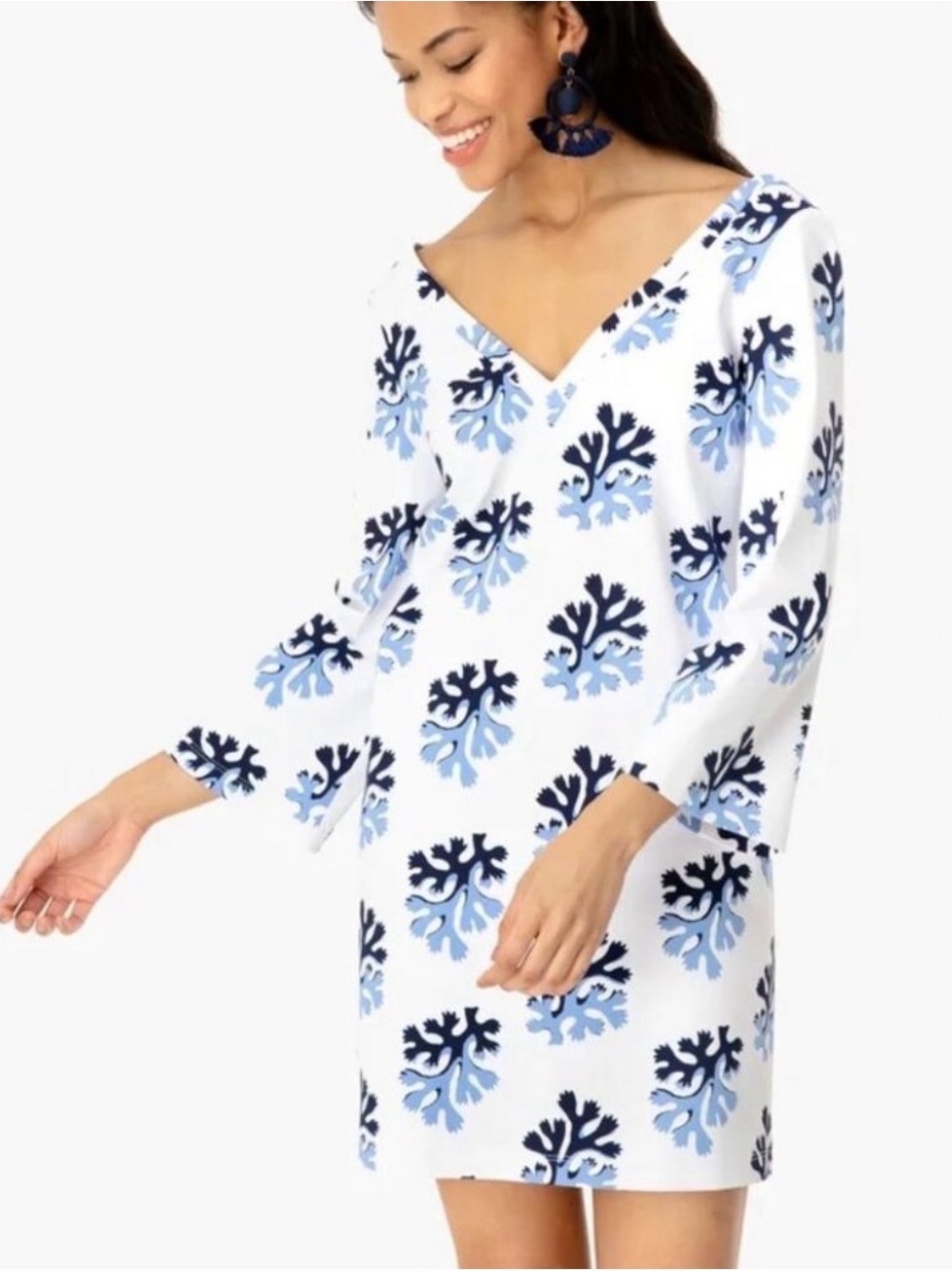 Persifor White V-Neck Shift Dress with Navy & Light Blue Floral Motif